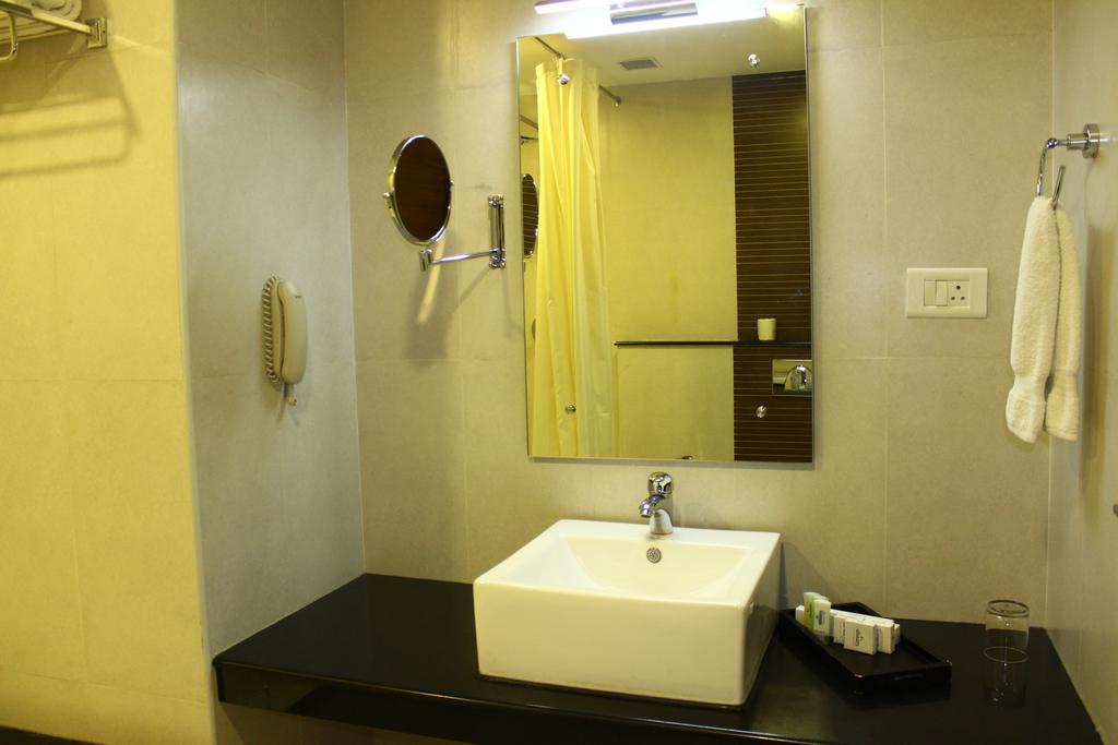 Abaam Cochin Hotel Kochi Phòng bức ảnh
