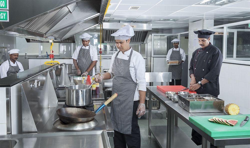 Abaam Cochin Hotel Kochi Ngoại thất bức ảnh